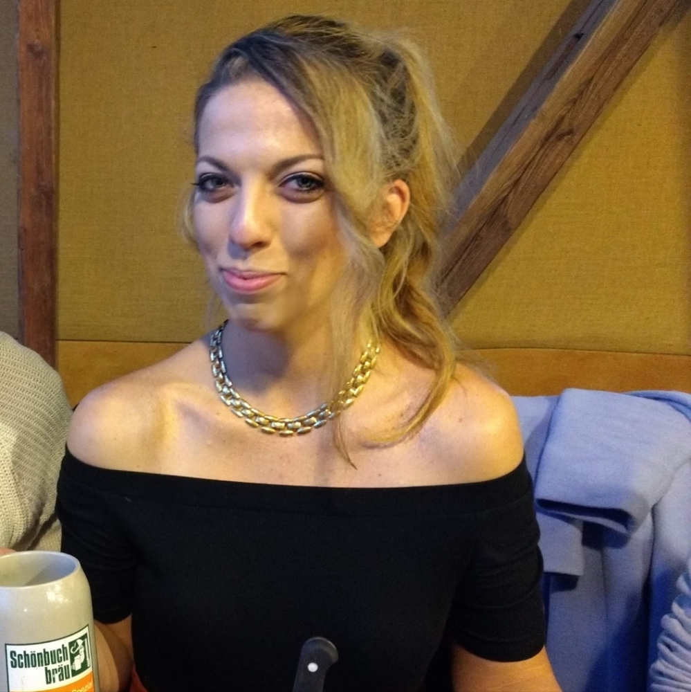 Meet your Posher, Nicole